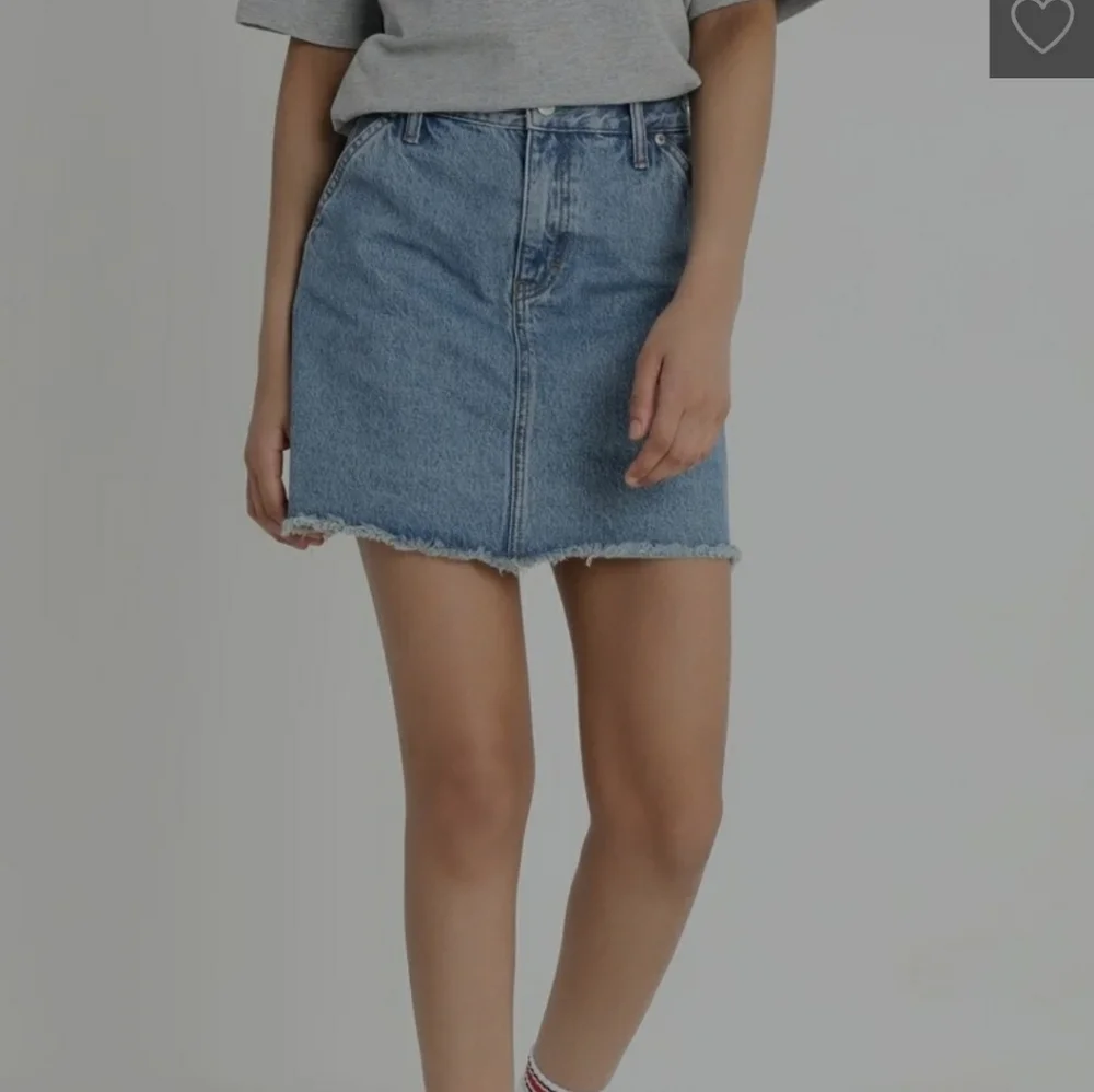 Vtg Tommy Hilfiger Denim 90s Denim Skirt Mid Blue Logo flag patch Size S